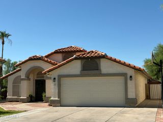 7749 W BOCA RATON Road, Peoria, AZ 85381