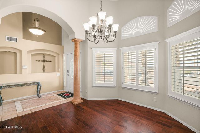 1212 FRANKLIN NOOK Way, El Paso, TX 79912