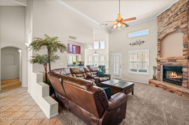 1212 FRANKLIN NOOK Way, El Paso, TX 79912