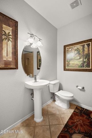 1212 FRANKLIN NOOK Way, El Paso, TX 79912