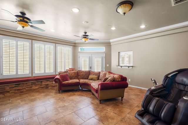 1212 FRANKLIN NOOK Way, El Paso, TX 79912