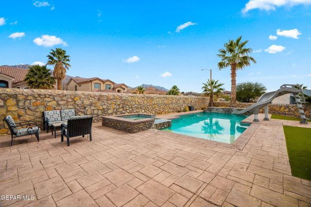 1212 FRANKLIN NOOK Way, El Paso, TX 79912