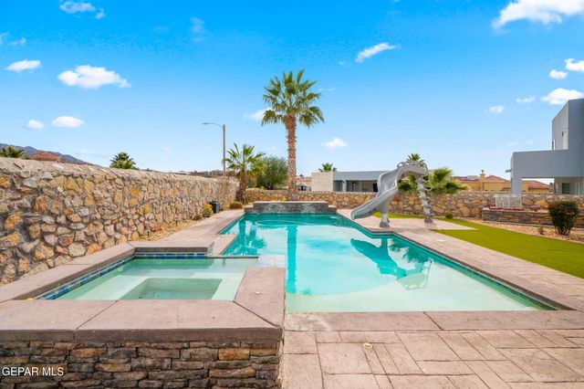 1212 FRANKLIN NOOK Way, El Paso, TX 79912