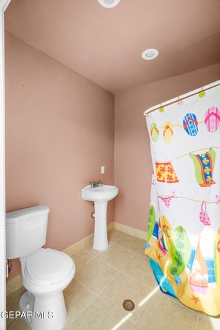 1212 FRANKLIN NOOK Way, El Paso, TX 79912