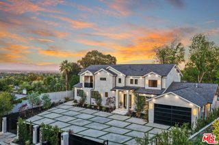 5036 Shirley Avenue, Tarzana, CA 91356