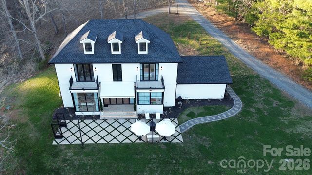 107 Lee Lane, Mars Hill, NC 28754