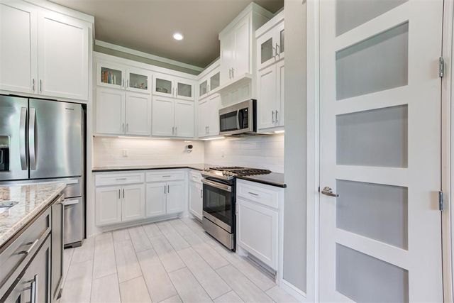 3008 Hunter Crest Drive, Edmond, OK 73034