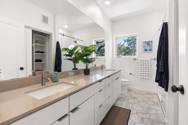 5924 S Congress Ave 85, Austin, TX 78745