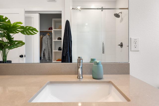 5924 S Congress Ave 85, Austin, TX 78745