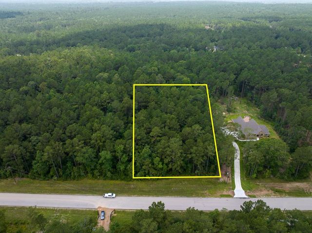 01 Lonestar Rd, Huntsville, TX 77340