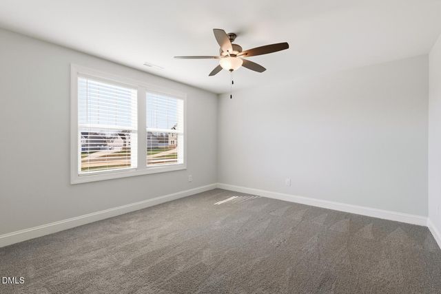 4852 Grosbeak Court, Mebane, NC 27302