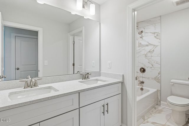 4852 Grosbeak Court, Mebane, NC 27302