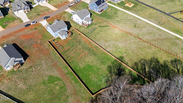 4852 Grosbeak Court, Mebane, NC 27302