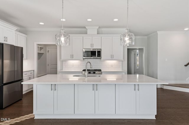 4852 Grosbeak Court, Mebane, NC 27302
