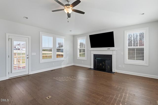 4852 Grosbeak Court, Mebane, NC 27302