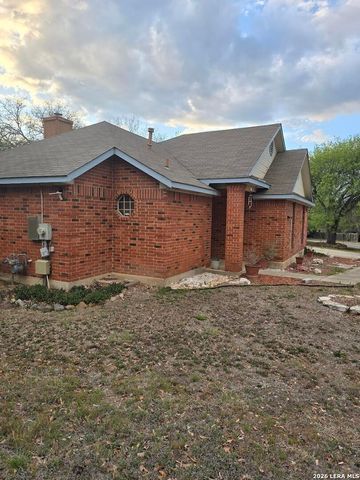 3415 Lura Ln, San Antonio, TX 78228