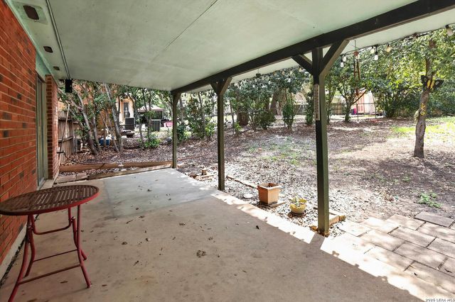 3415 Lura Ln, San Antonio, TX 78228
