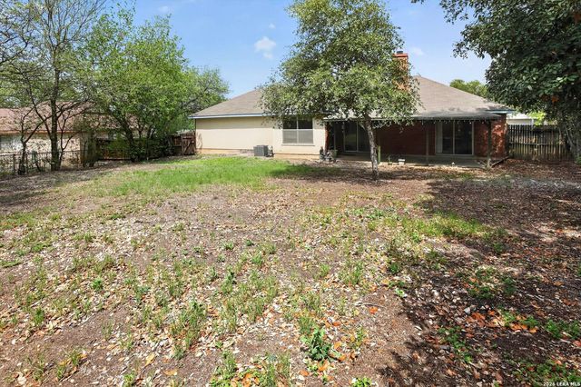 3415 Lura Ln, San Antonio, TX 78228