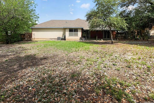 3415 Lura Ln, San Antonio, TX 78228