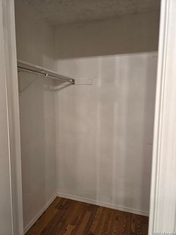 3415 Lura Ln, San Antonio, TX 78228