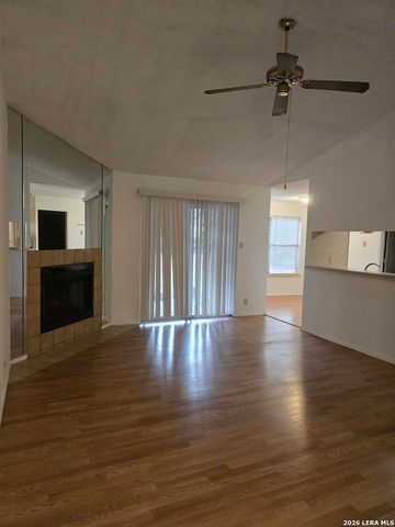 3415 Lura Ln, San Antonio, TX 78228