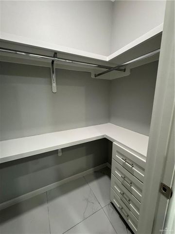 1118 Country Club Drive, Alamo, TX 78516