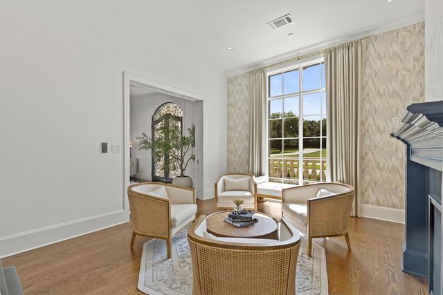 1029 Shady Oaks Drive, Southlake, TX 76092