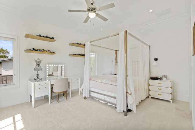 1029 Shady Oaks Drive, Southlake, TX 76092