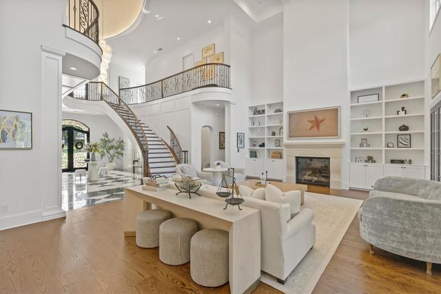 1029 Shady Oaks Drive, Southlake, TX 76092