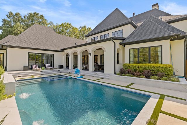 1029 Shady Oaks Drive, Southlake, TX 76092