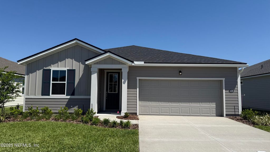 3239 LAGO VISTA Drive, Green Cove Springs, FL 32043