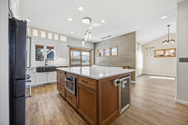 2314 Rose Creek Boulevard S, Fargo, ND 58104