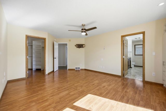 2314 Rose Creek Boulevard S, Fargo, ND 58104