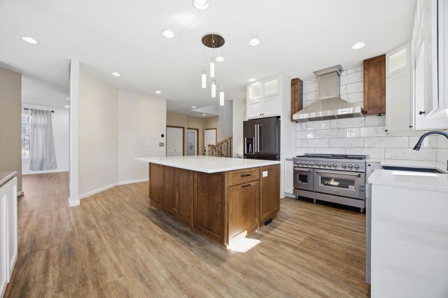 2314 Rose Creek Boulevard S, Fargo, ND 58104