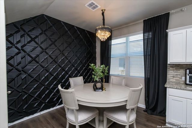 12904 LIAM CT, St Hedwig, TX 78152