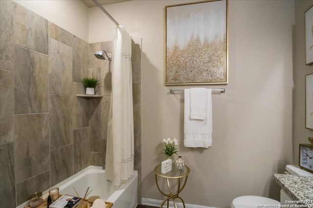 12904 LIAM CT, St Hedwig, TX 78152