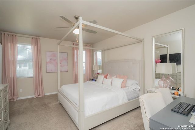 12904 LIAM CT, St Hedwig, TX 78152