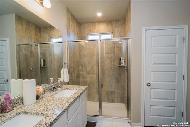 12904 LIAM CT, St Hedwig, TX 78152