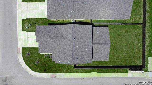 12904 LIAM CT, St Hedwig, TX 78152