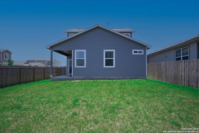 12904 LIAM CT, St Hedwig, TX 78152