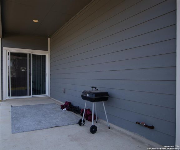 12904 LIAM CT, St Hedwig, TX 78152