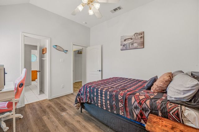 3625 Four Trees Drive, Weatherford, TX 76087
