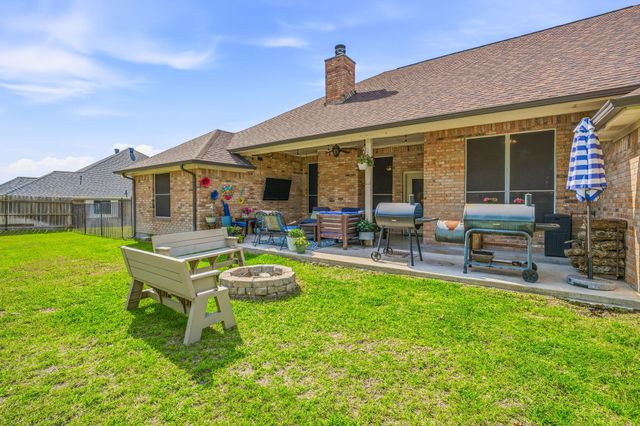 3625 Four Trees Drive, Weatherford, TX 76087