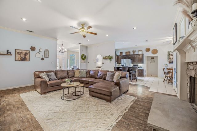 3625 Four Trees Drive, Weatherford, TX 76087