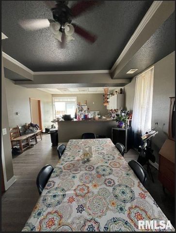 1115 W 3RD Street, Davenport, IA 52802