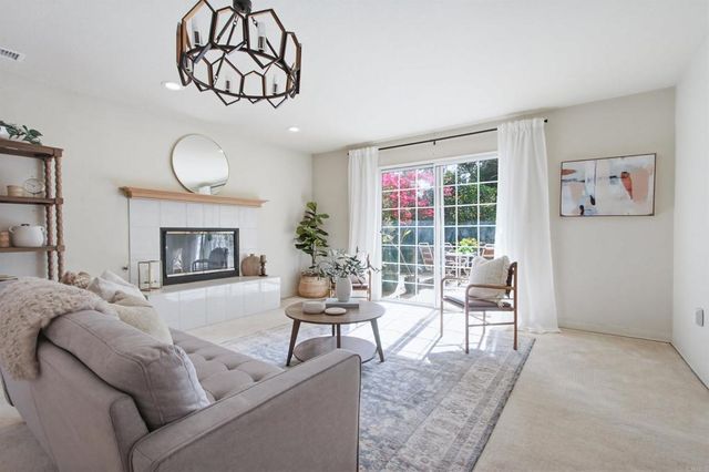 2399 Ivy Road, Oceanside, CA 92054