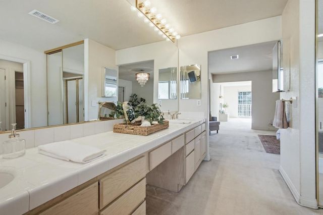 2399 Ivy Road, Oceanside, CA 92054