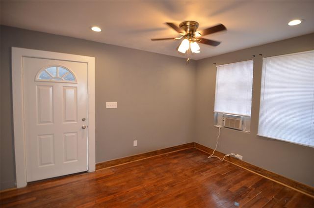 2123 Marion Street 1, Houston, TX 77009