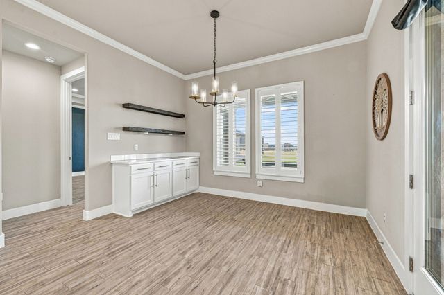 212 Buena Vista Drive, Godley, TX 76044