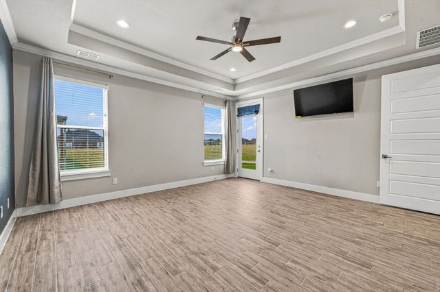 212 Buena Vista Drive, Godley, TX 76044